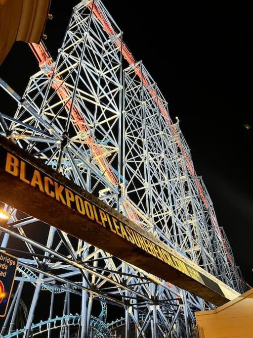 Hidden Gem W/ Parking Short Walk To Pleasure Beach Blackpool Dış mekan fotoğraf